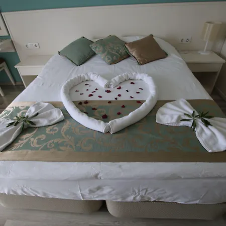Otel Artemis